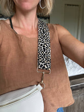Load image into Gallery viewer, Crossbody Bag - White
