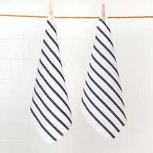 Load image into Gallery viewer, Basketweave Dishtowel - Black