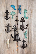 Load image into Gallery viewer, Seahorse Hook - Verdigris
