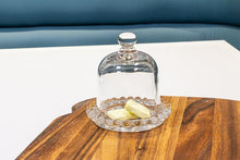 Load image into Gallery viewer, Small Plate with Dome Lid