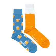 Load image into Gallery viewer, Men's Inside Out Beer Socks