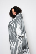 Load image into Gallery viewer, Hendrix Throw - Shadow