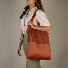 Load image into Gallery viewer, Mercado Tote Bag - Cinnamon Stick