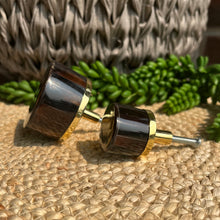 Load image into Gallery viewer, Shell Knob - Black