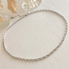 Load image into Gallery viewer, Dua Chunky Rectangular Box Chain Necklace