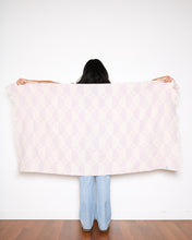 Load image into Gallery viewer, Phase Towel - Lilac
