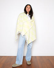 Load image into Gallery viewer, Phase Towel - Lime