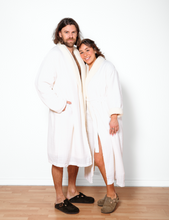 Load image into Gallery viewer, The Boreal Fleece Robe - White