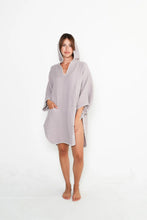 Load image into Gallery viewer, The Cocoon Surf Poncho Women's - Lilac