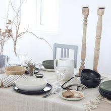 Load image into Gallery viewer, Pacifica Appetizer/ Bread Plate 6" - Vanilla