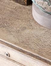 Load image into Gallery viewer, Dark Soft Wax