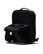 Load image into Gallery viewer, Kaslo Backpack Tech - Black
