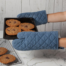 Load image into Gallery viewer, Heirloom Oven Mitt - Midnight

