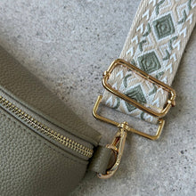 Load image into Gallery viewer, Crossbody Bag - Green
