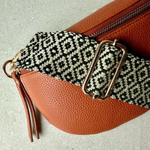 Load image into Gallery viewer, Crossbody Bag - Rust
