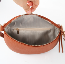 Load image into Gallery viewer, Crossbody Bag - Rust
