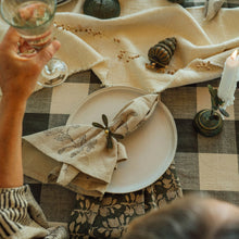 Load image into Gallery viewer, Napkin Ring - Mistletoe, Green
