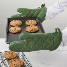 Load image into Gallery viewer, Superior Oven Mitt - Elm Green
