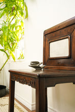 Load image into Gallery viewer, Decorative Metal Bird - Medium
