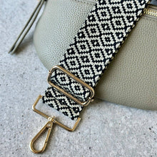 Load image into Gallery viewer, Crossbody Bag - Green
