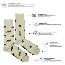 Load image into Gallery viewer, Men&#39;s Beaver &amp; Log Socks
