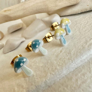 Agaric Porcelain Mushroom Stud Earrings - Gold