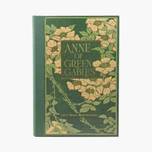 Load image into Gallery viewer, Anne Of Green Gables Book
