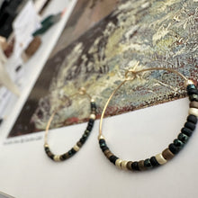 Load image into Gallery viewer, Memphré Bead Hoop Earrings Cauchon - Gold
