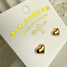 Load image into Gallery viewer, Tresna Heart Stud Earrings - Gold
