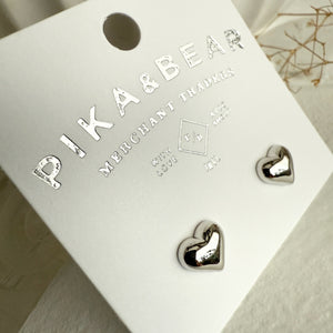 Tresna Heart Stud Earrings - Silver