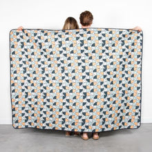 Load image into Gallery viewer, Excursion Picnic Blanket - Olive Mix
