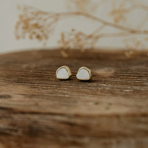 Fleck Studs - Mother Of Pearl