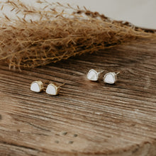 Load image into Gallery viewer, Fleck Studs - Mother Of Pearl
