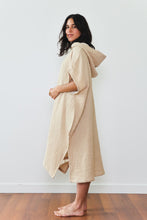 Load image into Gallery viewer, Freedom Poncho - Sand
