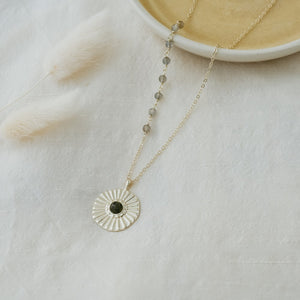 Godive Necklace - Gold/ Labradorite