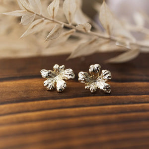 Hibiscus Studs - Gold