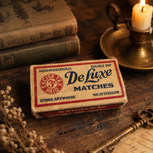 Load image into Gallery viewer, DeLuxe Match Box - Vintage
