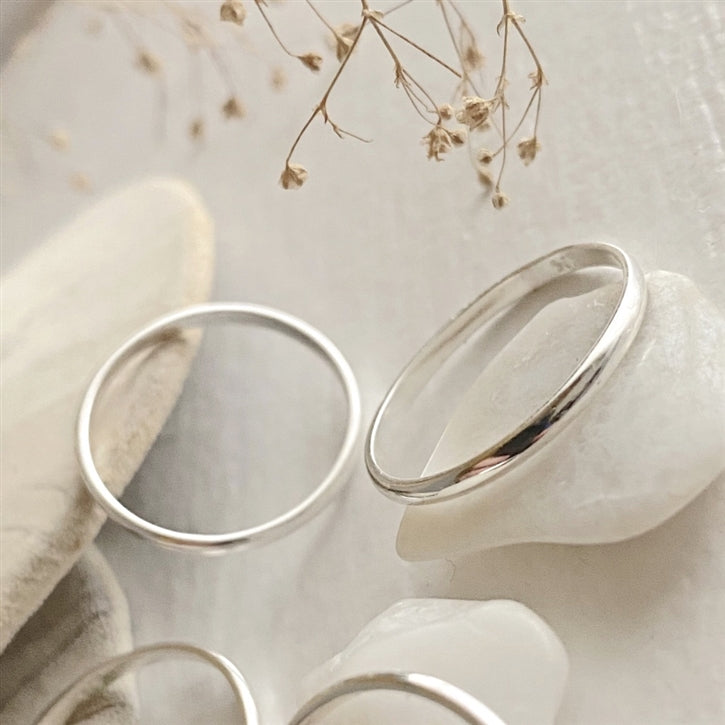 Plain sterling silver hot sale wedding bands