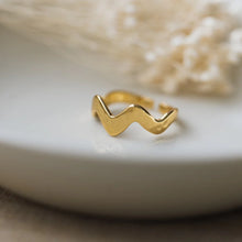 Load image into Gallery viewer, Mellow Wave Ring
