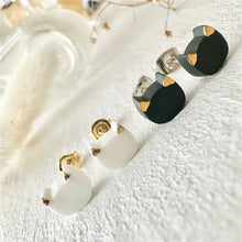 Load image into Gallery viewer, Mew Porcelain Cat Face Stud Earrings
