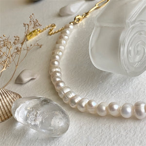 Champs - Élysées Freshwater Pearl and Gold Paperclip Chain Necklace