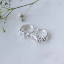 Load image into Gallery viewer, Polyanna Hoops - Clear
