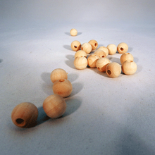 Load image into Gallery viewer, Round Wood Beads 1/2&quot;
