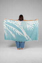 Load image into Gallery viewer, The Somers Palm Towel - Teal
