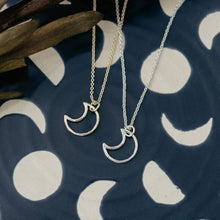 Load image into Gallery viewer, Silhouette Moon Necklace
