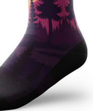 Load image into Gallery viewer, Crew Socks - Ski's The Limit
