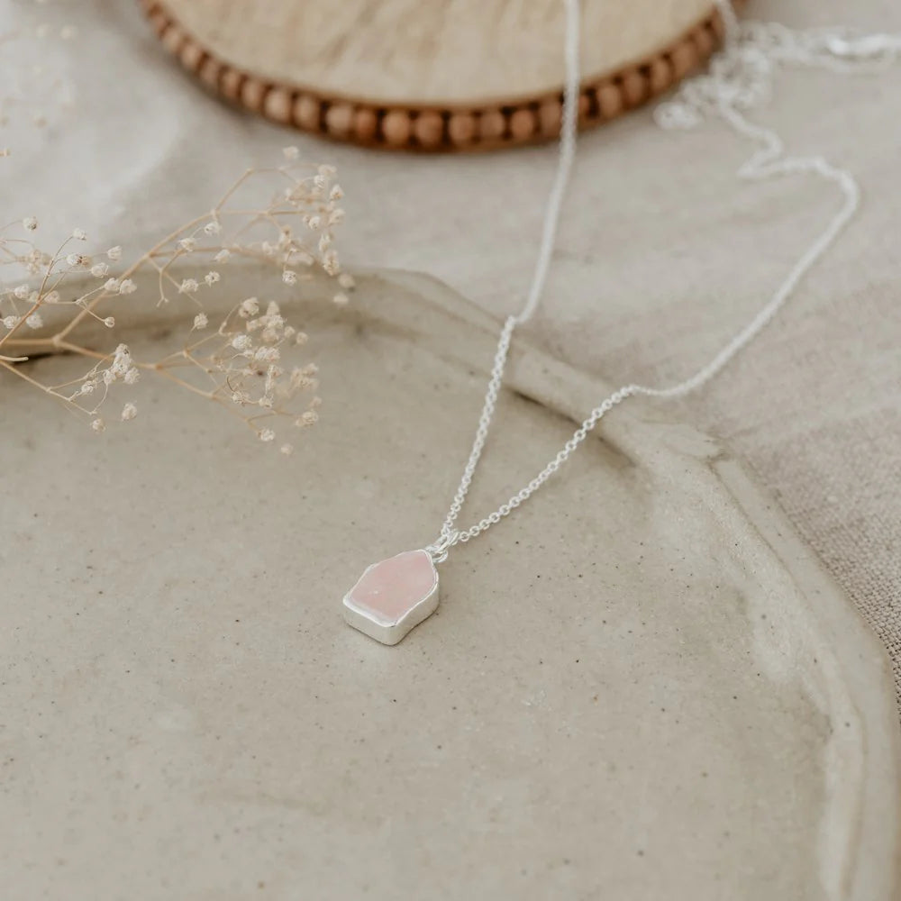 Stone Fleck Necklace - Rose Quartz