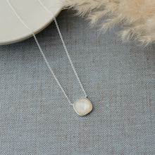 Load image into Gallery viewer, Subtle Harmony Necklace - Mother of Pearl
