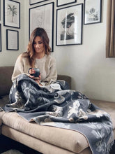 Load image into Gallery viewer, Floral Recycled Polyester Throw - Charcoal

