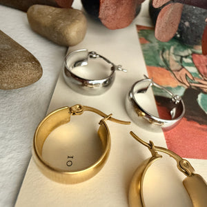 Sybil 18mm Hoop Earrings